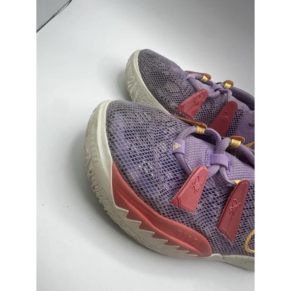 Nike‎ Kyrie 7 GS Expressions Basketball Shoes Youth 5.5Y Womens 7 Purple Red